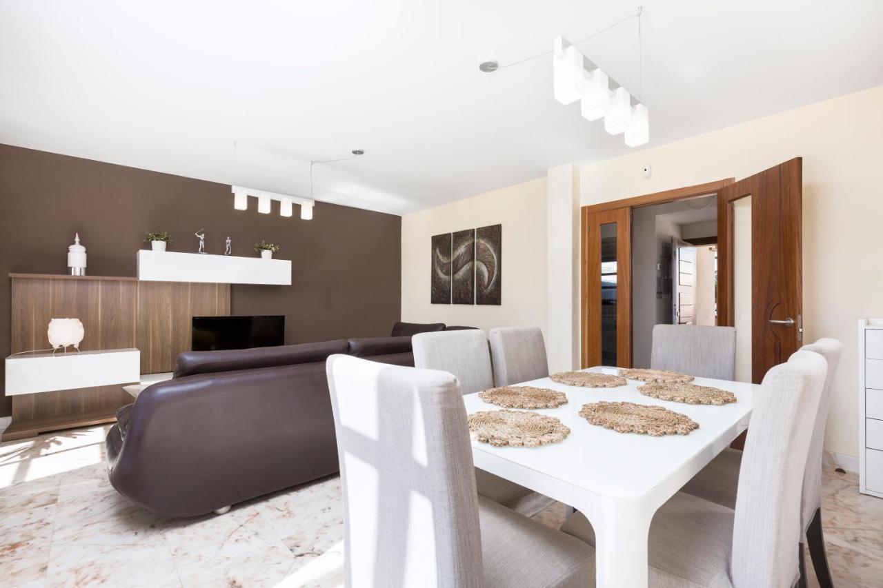 Home2book Aloha Sun Pool & Rooftop Villa *